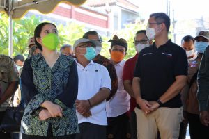 Mensos Berharap Bantuan Sosial Dapat Menimbulkan  Multiplier Effect Bagi Perekonomian Provinsi Bali